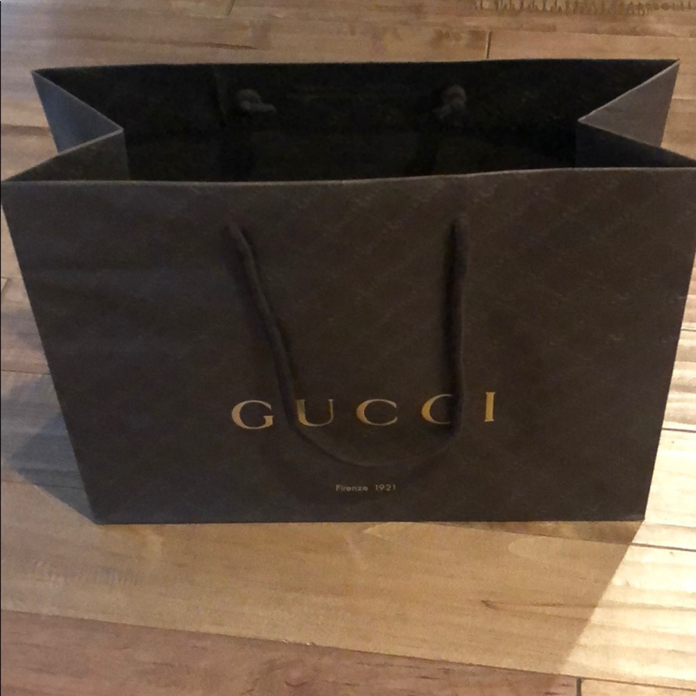 Authentic Gucci Shopping Paper Bag!